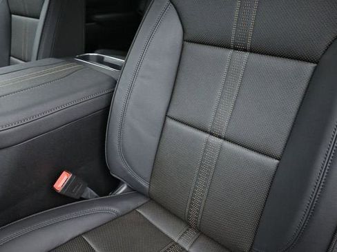 New 2026 Chevrolet Silverado 2500 High Country w/ High Country Premium Package AWD/4WD image 17