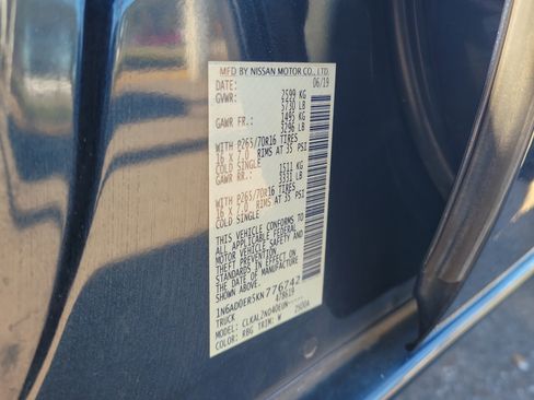 Used 2019 Nissan Frontier SV image 33