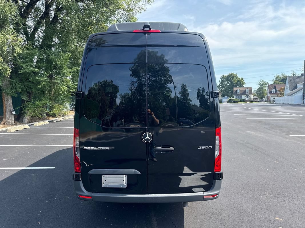 Used 2025 Mercedes-Benz Sprinter 2500 image 6