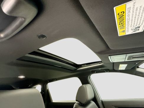 Used 2025 Honda CR-V Sport-L image 16