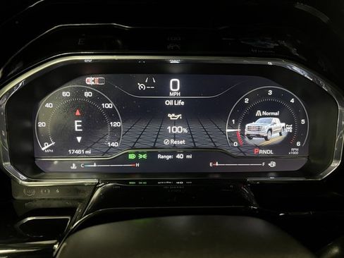 Used 2024 GMC Sierra 1500 Elevation image 30