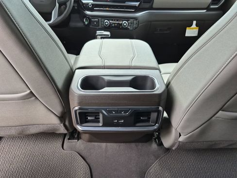 Used 2026 GMC Sierra 1500 SLT AWD/4WD image 34