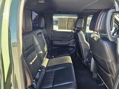 Used 2024 Nissan Frontier Pro-X w/ Pro Premium Package RWD image 12