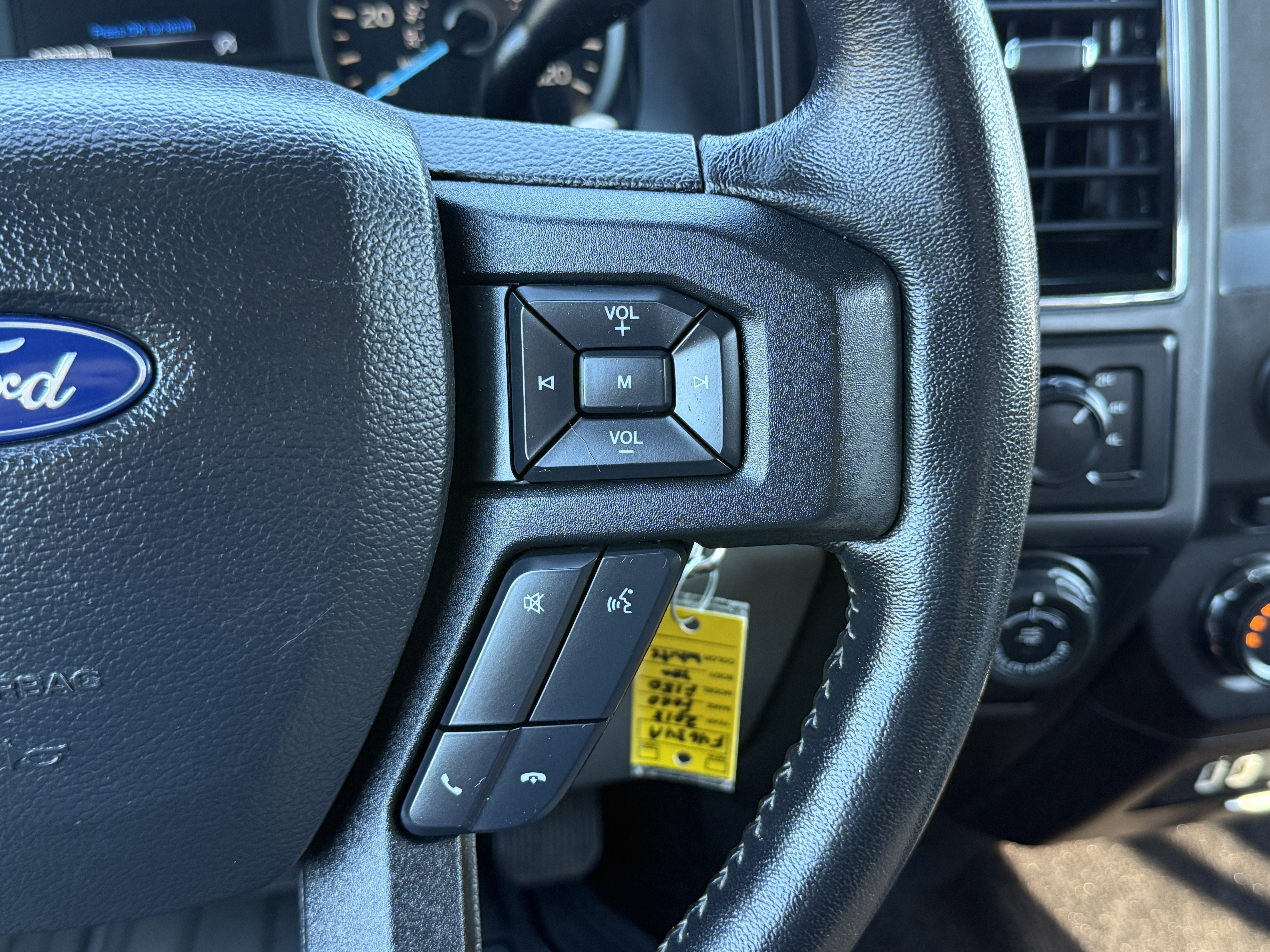Used 2018 Ford F150 XLT w/ Equipment Group 302A Luxury AWD/4WD image 25