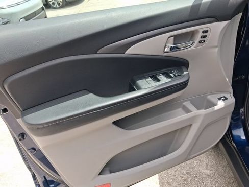 Used 2023 Honda Ridgeline RTL image 13