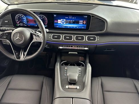 Certified 2026 Mercedes-Benz GLS 450 4MATIC image 17