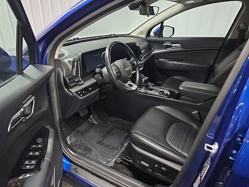 Used 2023 Kia Sportage SX image 30