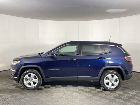 Used 2019 Jeep Compass Latitude w/ Popular Equipment Group image 3