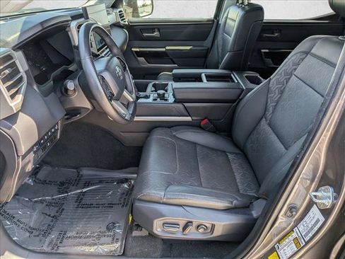 Used 2024 Toyota Tundra Limited AWD/4WD image 14