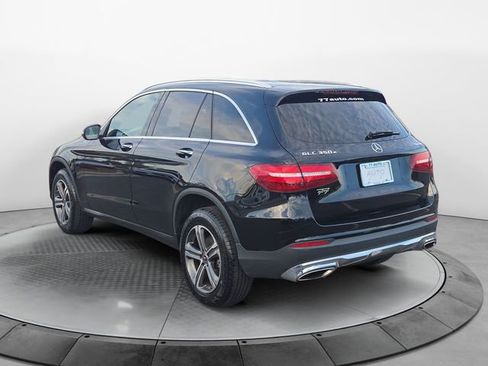 Used 2019 Mercedes-Benz GLC 350e 4MATIC image 3