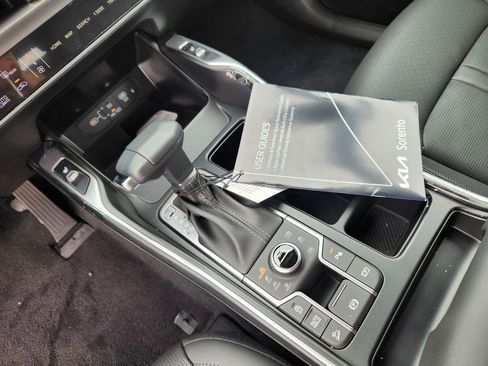 New 2026 Kia Sorento S AWD/4WD image 19