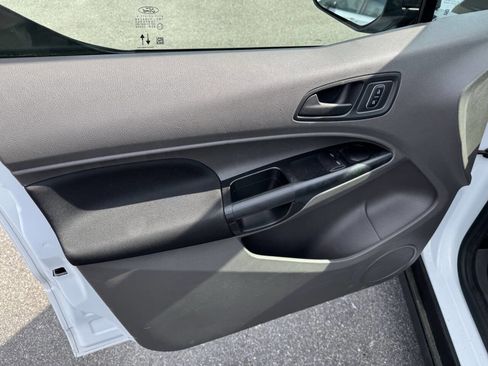 Used 2022 Ford Transit Connect XL image 10
