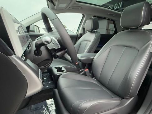 Used 2023 Hyundai Ioniq 5 Limited image 13