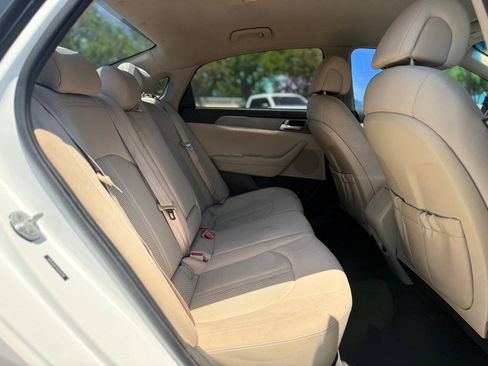 Used 2016 Hyundai Sonata SE w/ Cargo Package FWD image 22