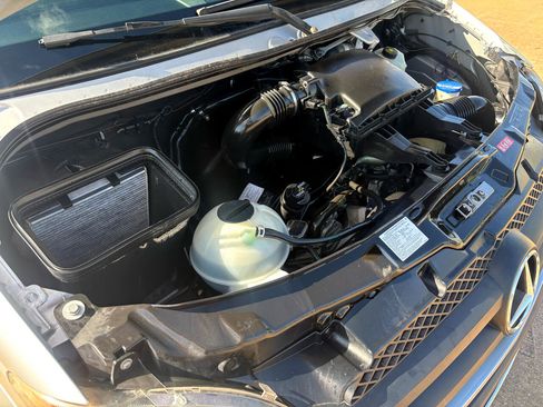 Used 2007 Dodge Sprinter 2500 w/ Cooling Group image 29