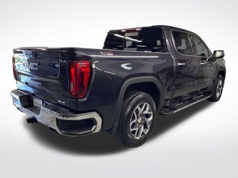 Used 2023 GMC Sierra 1500 SLT AWD/4WD image 5