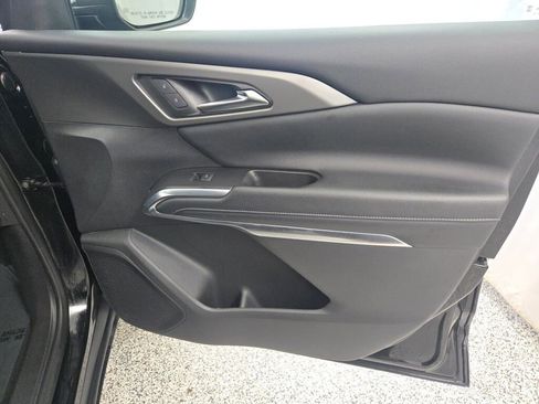 Used 2024 Chevrolet Traverse LT image 6