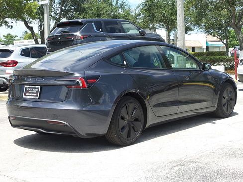 Used 2025 Tesla Model 3 Long Range RWD image 10