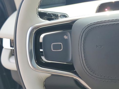 New 2026 Lincoln Navigator L Reserve AWD/4WD image 17