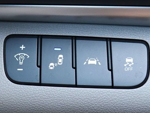 Used 2020 Hyundai Elantra Value Edition w/ Cargo Package (C1) FWD image 41