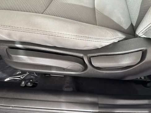 Used 2013 Hyundai Elantra GLS w/ Preferred Pkg FWD image 19