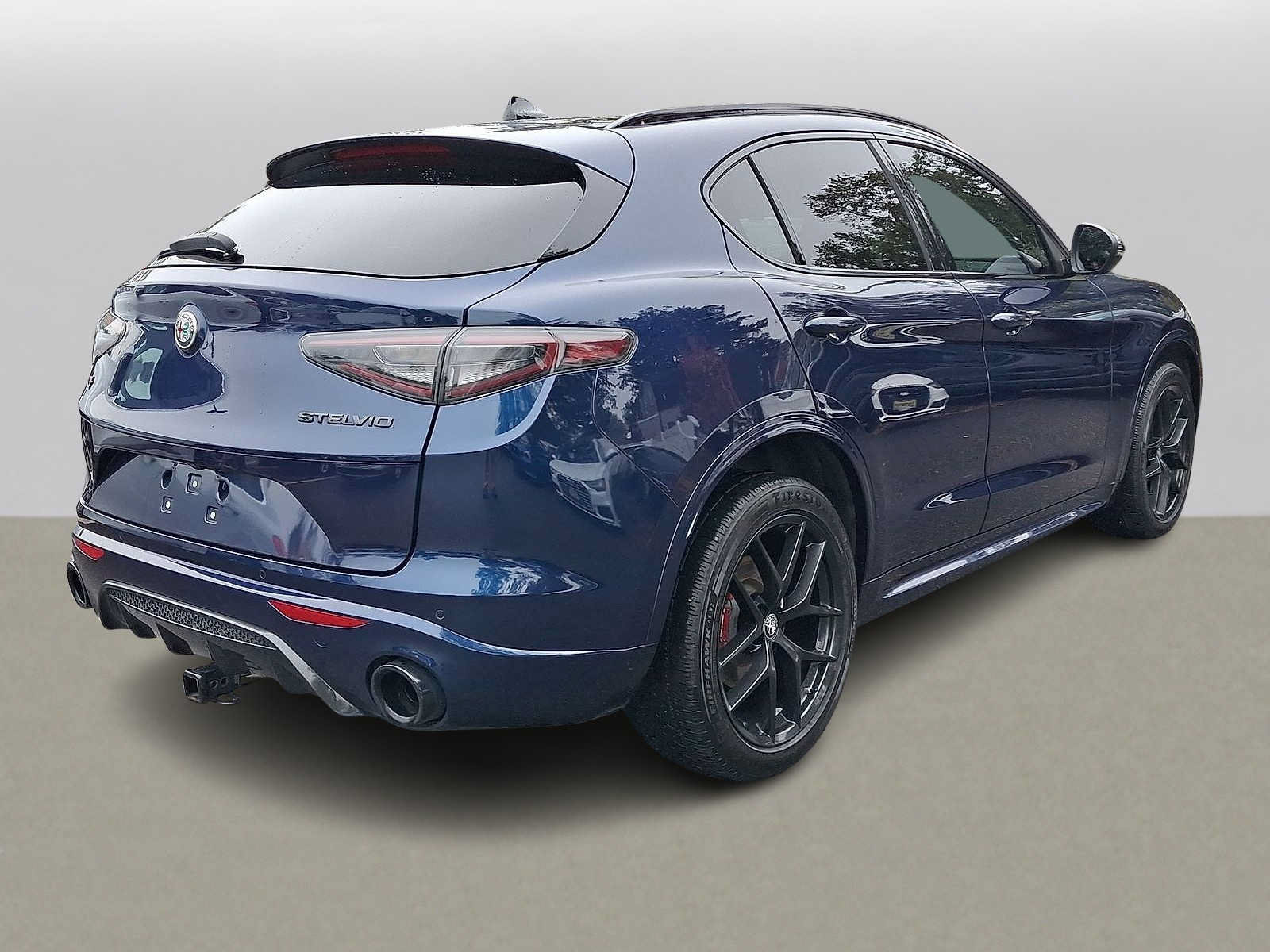 Used 2021 Alfa Romeo Stelvio Ti Sport AWD/4WD image 31