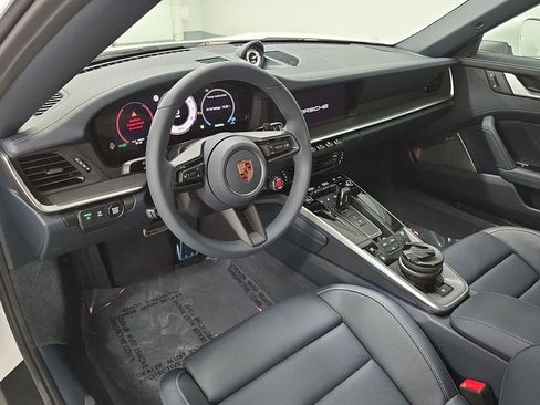 New 2026 Porsche 911 Carrera RWD image 4