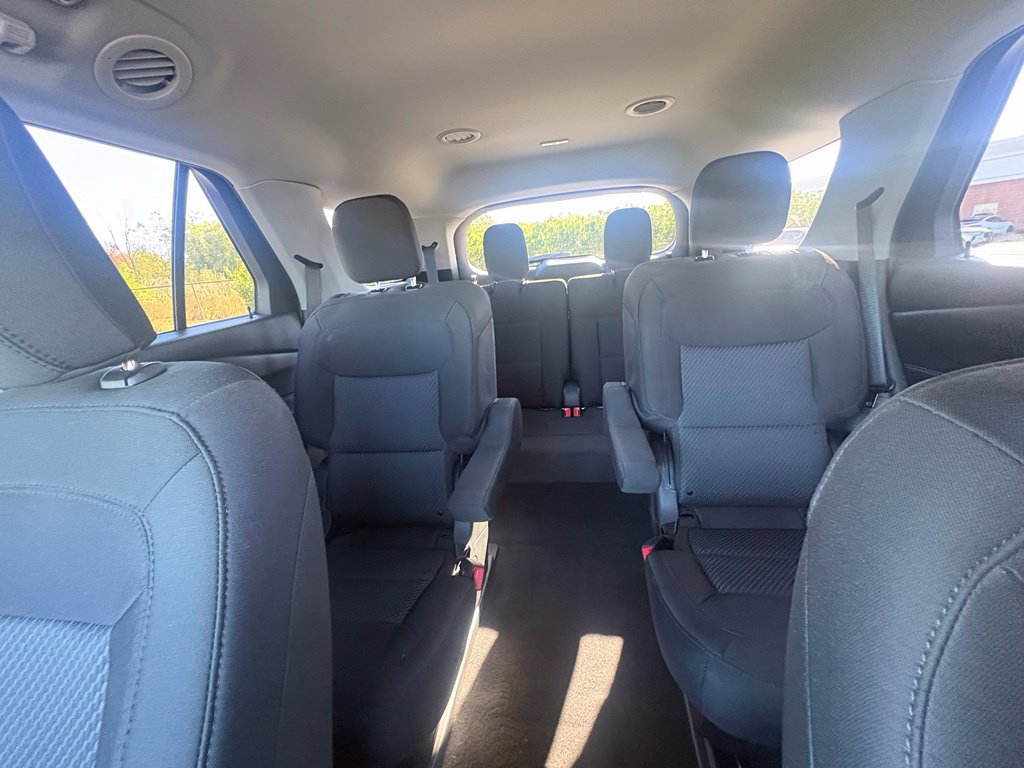 Used 2022 Ford Explorer XLT AWD/4WD image 50
