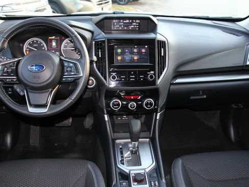 Used 2019 Subaru Forester Premium image 30