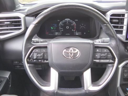 Used 2022 Toyota Tundra Platinum w/ Advanced Package image 16