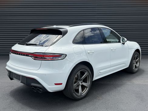 Used 2023 Porsche Macan Turbo AWD/4WD image 9