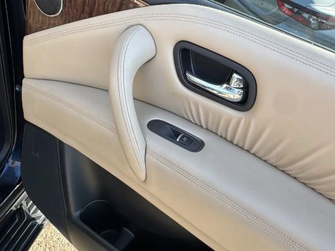Used 2019 Nissan Armada Platinum w/ Interior Lighting Package AWD/4WD image 26