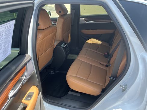 Used 2026 Cadillac XT5 Premium Luxury w/ Driver Assist Package AWD/4WD image 13