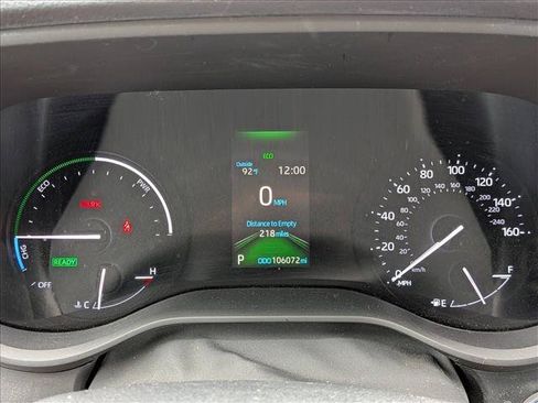 Used 2023 Toyota Sienna LE FWD image 12