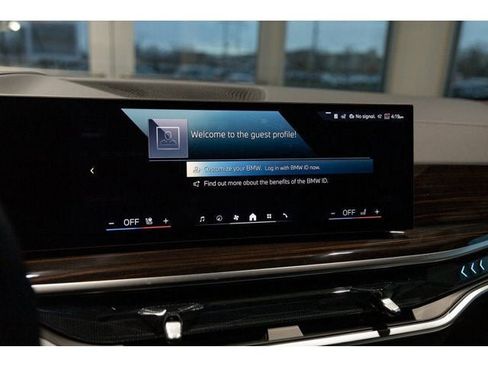 New 2026 BMW X5 xDrive50e w/ Climate Comfort Package AWD/4WD image 70