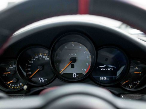 Used 2018 Porsche 911 GT3 RWD image 71