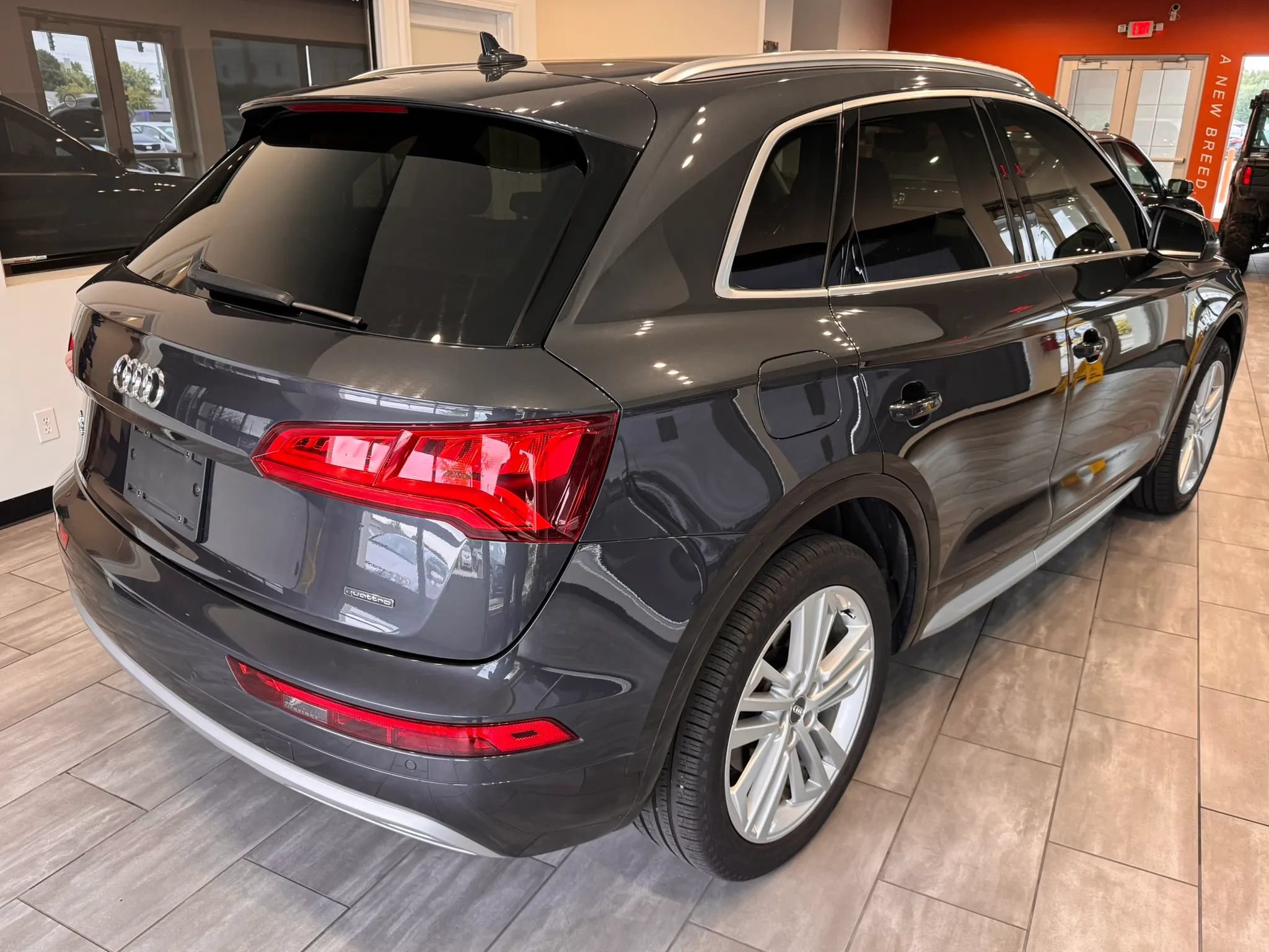 Used 2019 Audi Q5 2.0T Premium Plus AWD/4WD image 15