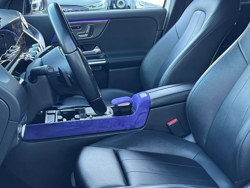 Used 2021 Mercedes-Benz GLA 250 4MATIC w/ Premium Package image 21