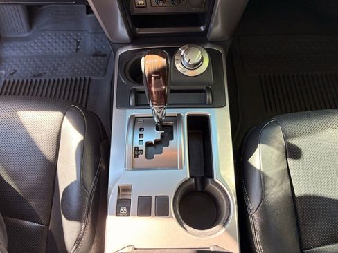 Used 2020 Toyota 4Runner Limited image 22
