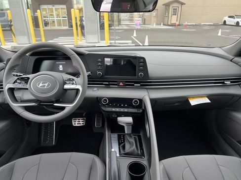 New 2026 Hyundai Elantra Sport image 15