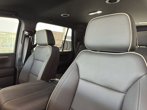 New 2025 Chevrolet Tahoe Premier image 4