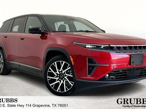 Used 2025 Jeep Wagoneer S Limited image 1