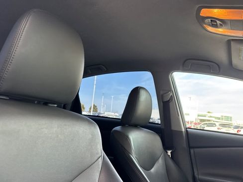 Used 2014 Toyota Prius V Five FWD image 19