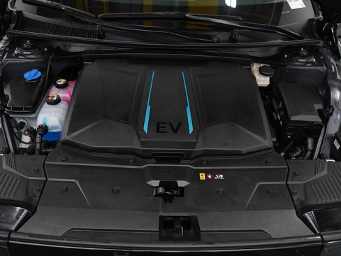 Certified 2024 Hyundai Ioniq 5 Limited image 34