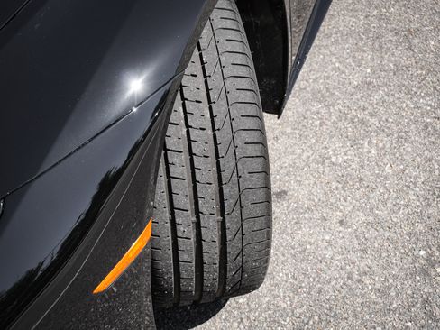 Used 2015 Lamborghini Huracan LP 610-4 AWD/4WD image 12