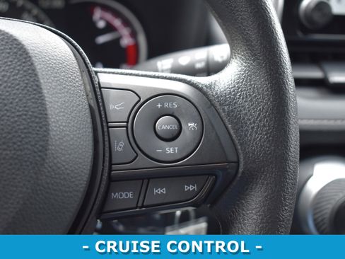 Used 2025 Toyota RAV4 LE image 13