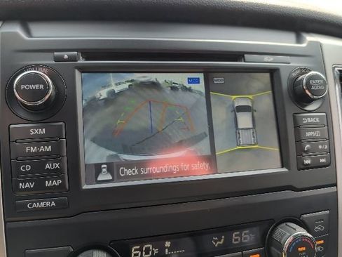 Used 2018 Nissan Titan PRO-4X w/ Pro-4x Convenience Package image 9