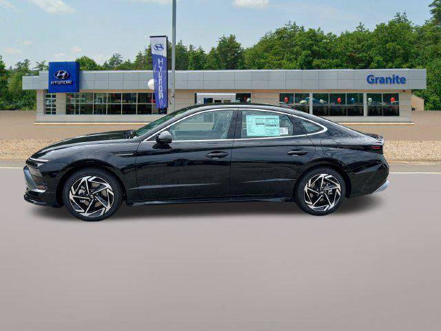 New 2026 Hyundai Sonata SEL FWD image 9
