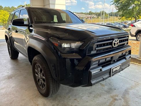 Used 2025 Toyota 4Runner SR5 RWD image 4