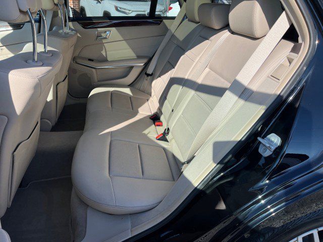 Used 2016 Mercedes-Benz E 350 4MATIC Wagon image 14